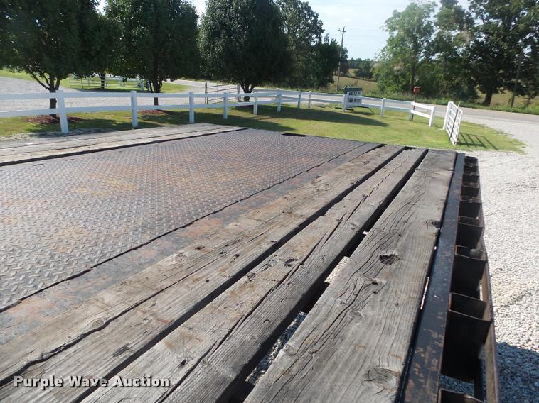 image for item DB7445 1996 Doonan drop deck trailer