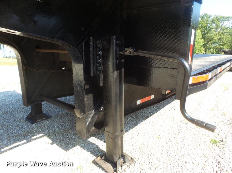 image for item DB7445 1996 Doonan drop deck trailer