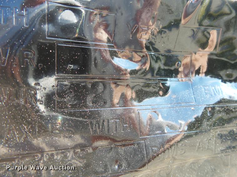 image for item DB7445 1996 Doonan drop deck trailer