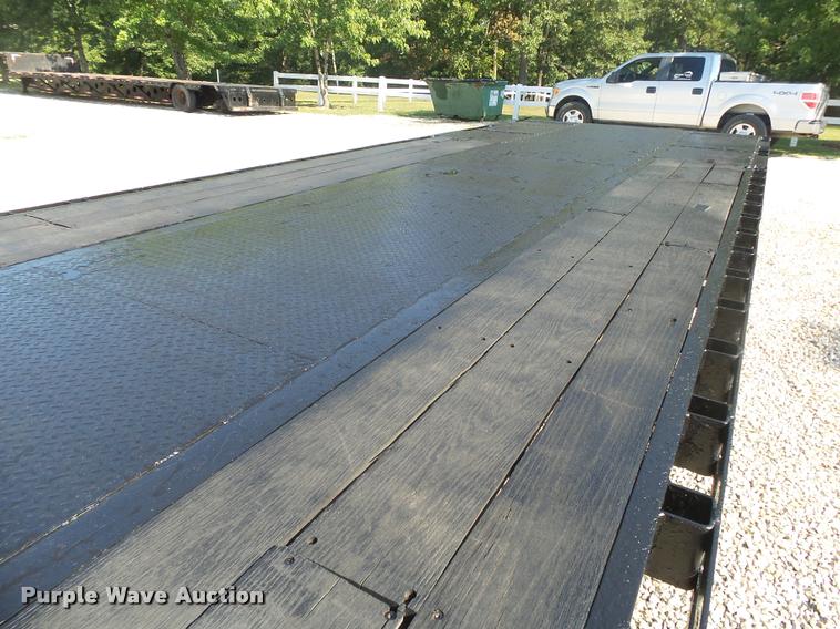 image for item DB7446 2001 Doonan drop deck trailer