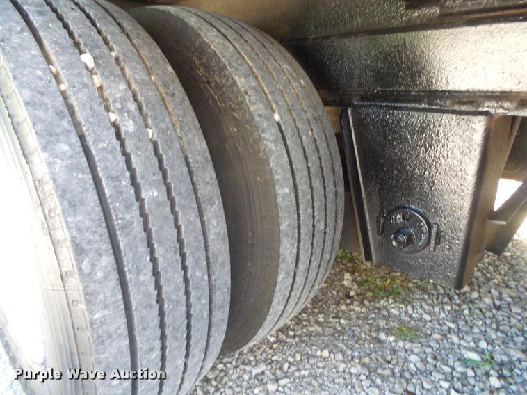 image for item DB7446 2001 Doonan drop deck trailer