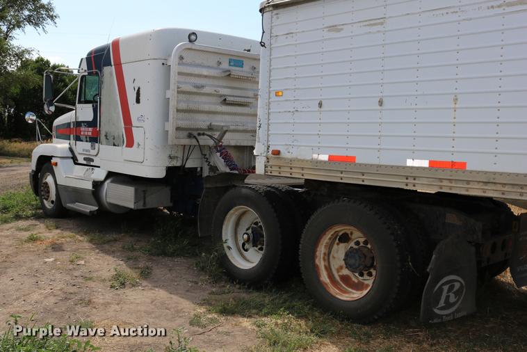 image for item DB9290 1996 Freightliner FLD semi truck