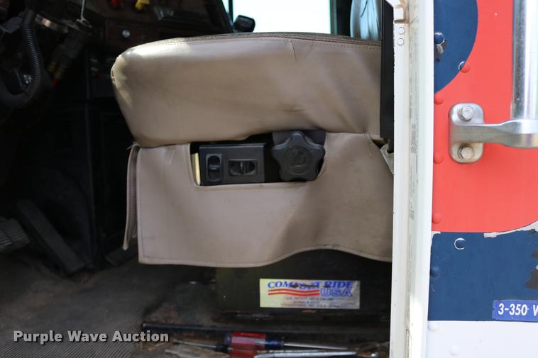 image for item DB9290 1996 Freightliner FLD semi truck