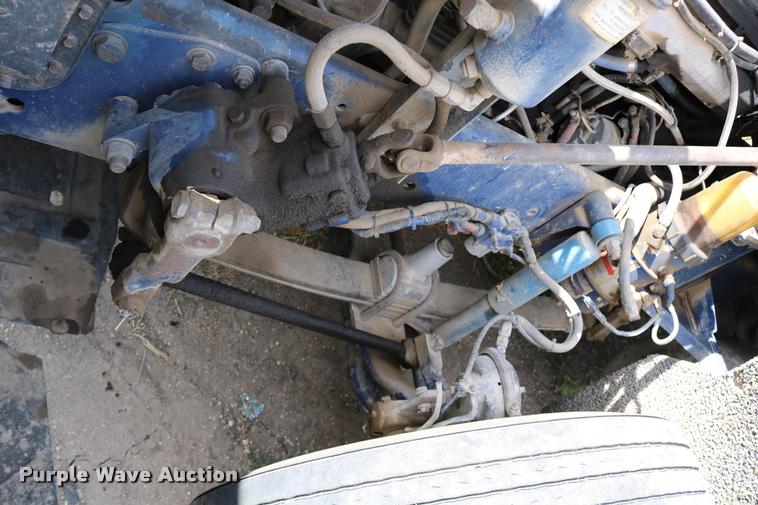 image for item DB9290 1996 Freightliner FLD semi truck