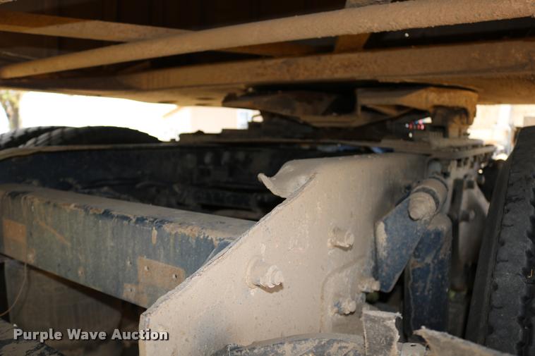 image for item DB9290 1996 Freightliner FLD semi truck