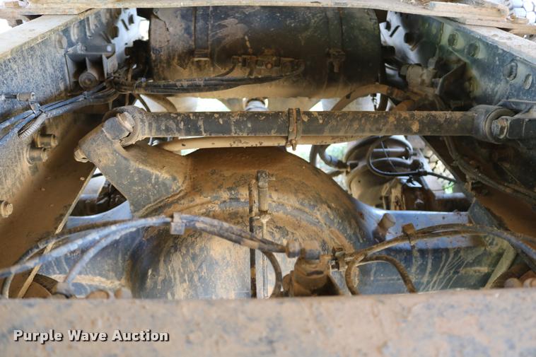 image for item DB9290 1996 Freightliner FLD semi truck