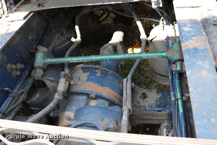 image for item DB9290 1996 Freightliner FLD semi truck