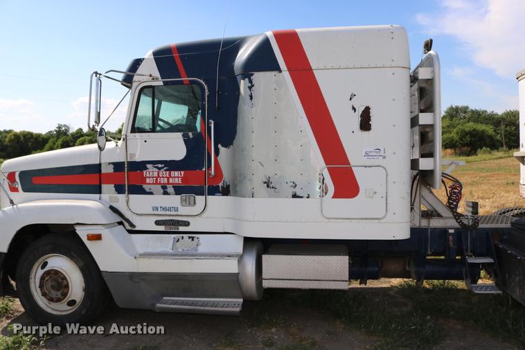 image for item DB9290 1996 Freightliner FLD semi truck