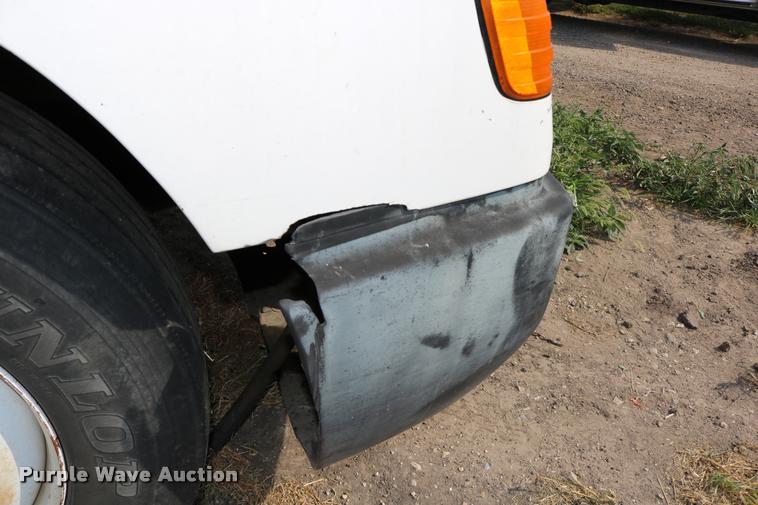 image for item DB9290 1996 Freightliner FLD semi truck