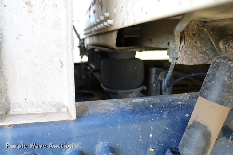 image for item DB9290 1996 Freightliner FLD semi truck