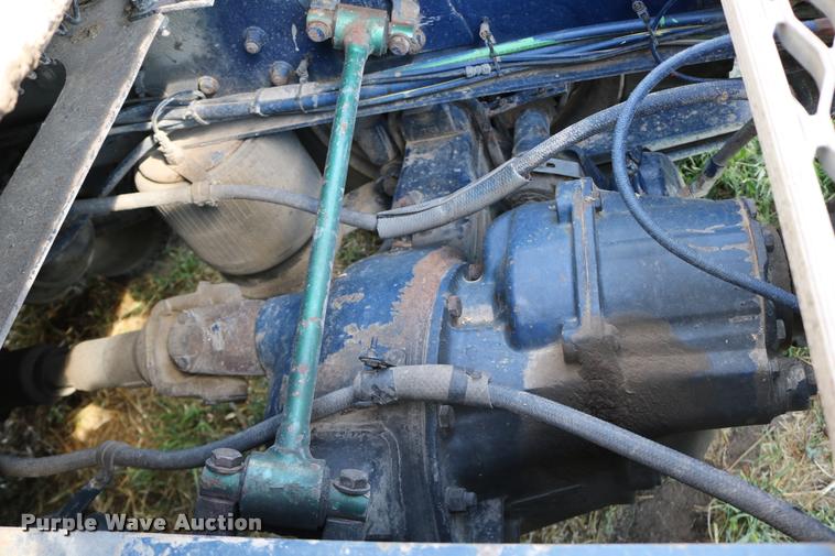 image for item DB9290 1996 Freightliner FLD semi truck