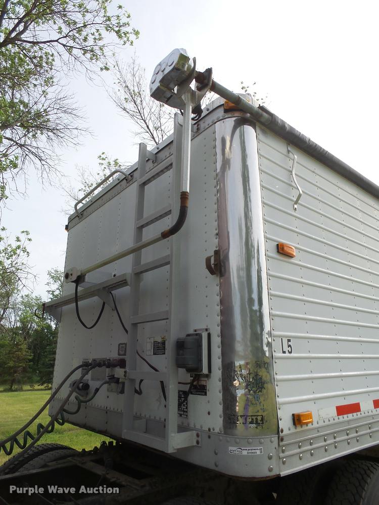 image for item DH9669 1998 Timpte Super Hopper double hopper grain trailer