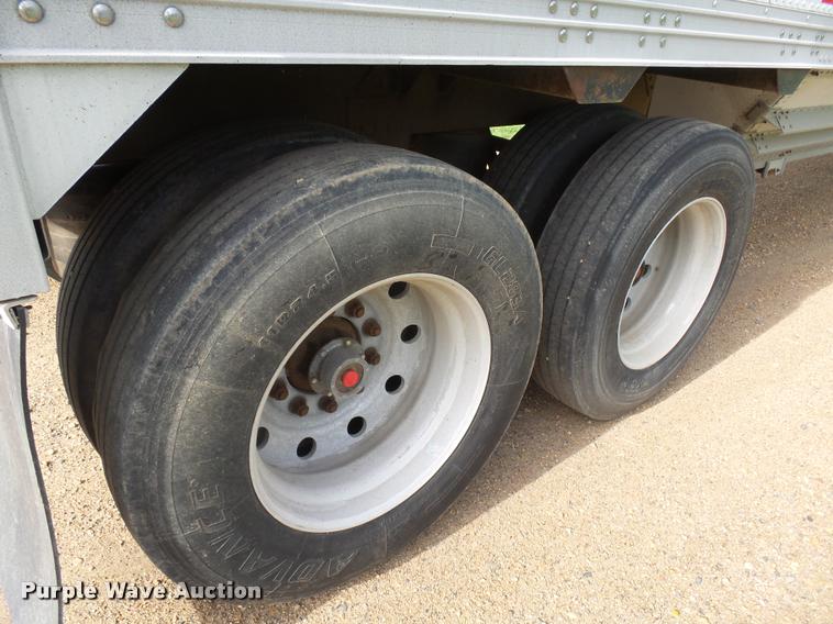 image for item DH9669 1998 Timpte Super Hopper double hopper grain trailer