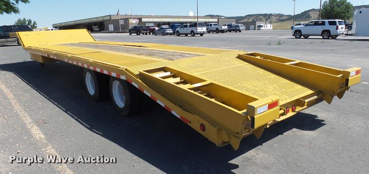 image for item DH9673 2001 Trail-Eze TE40R642 equipment trailer