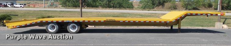 image for item DH9673 2001 Trail-Eze TE40R642 equipment trailer