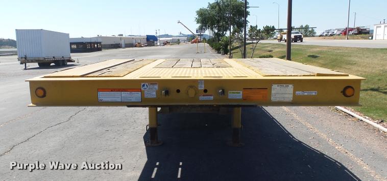 image for item DH9673 2001 Trail-Eze TE40R642 equipment trailer