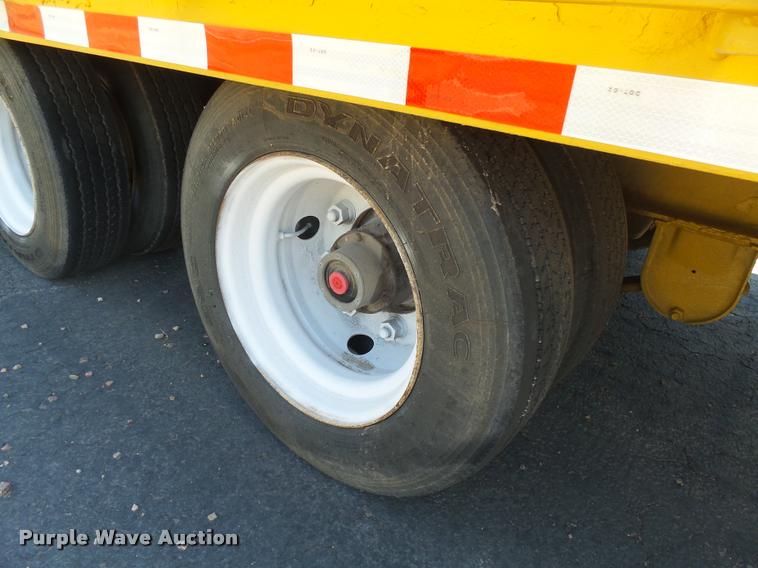 image for item DH9673 2001 Trail-Eze TE40R642 equipment trailer