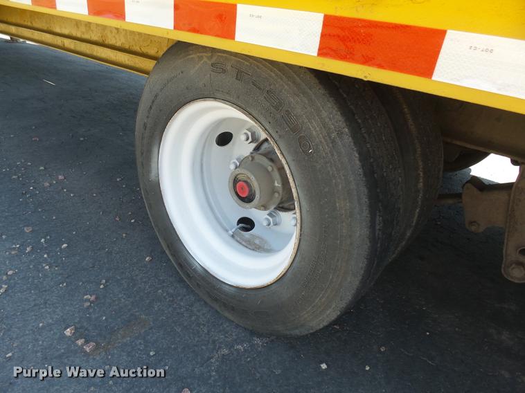 image for item DH9673 2001 Trail-Eze TE40R642 equipment trailer