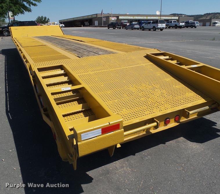 image for item DH9673 2001 Trail-Eze TE40R642 equipment trailer
