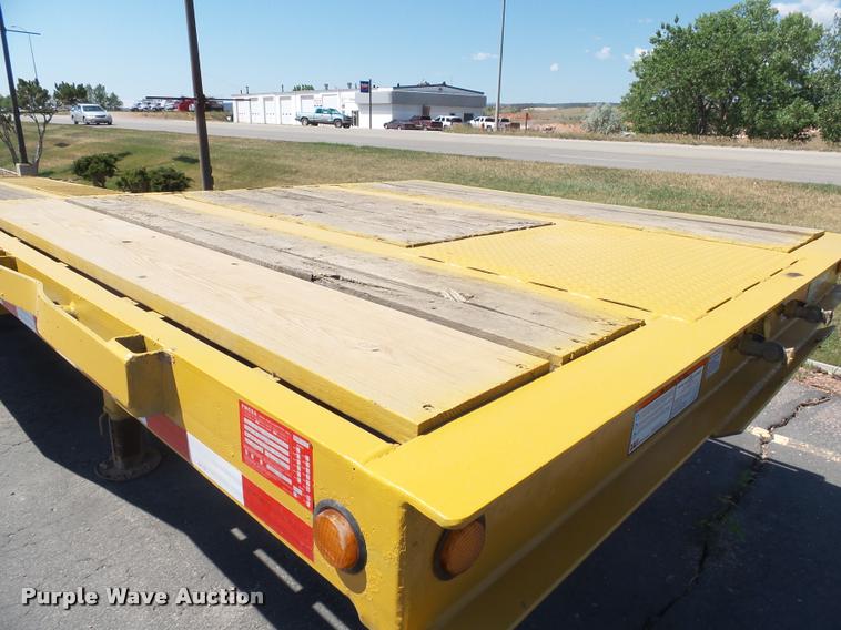image for item DH9673 2001 Trail-Eze TE40R642 equipment trailer
