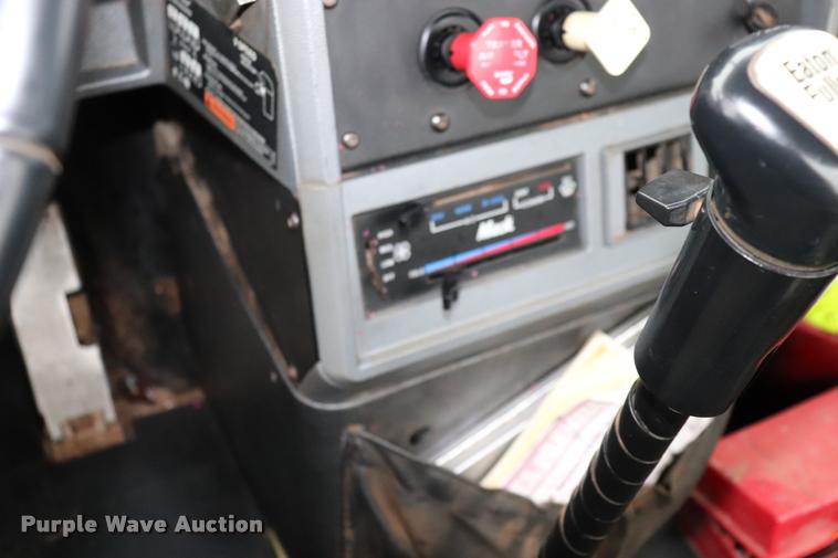 image for item DK9534 1999 Mack CH613 semi truck