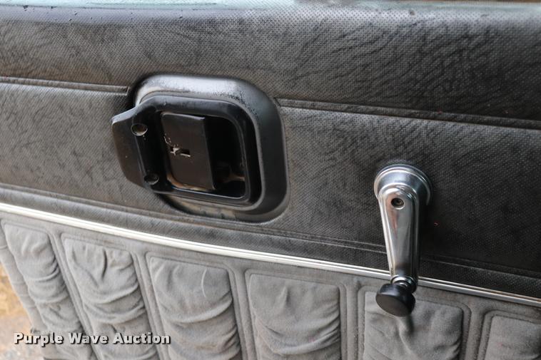 image for item DK9534 1999 Mack CH613 semi truck