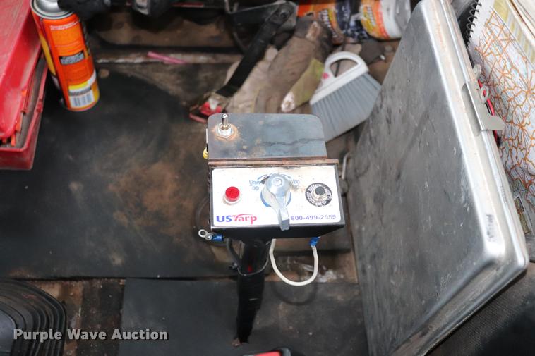 image for item DK9534 1999 Mack CH613 semi truck