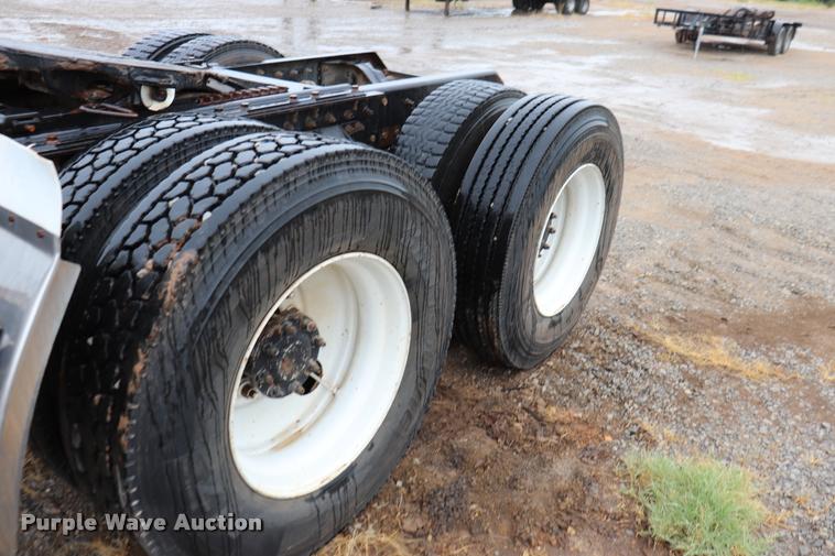 image for item DK9534 1999 Mack CH613 semi truck