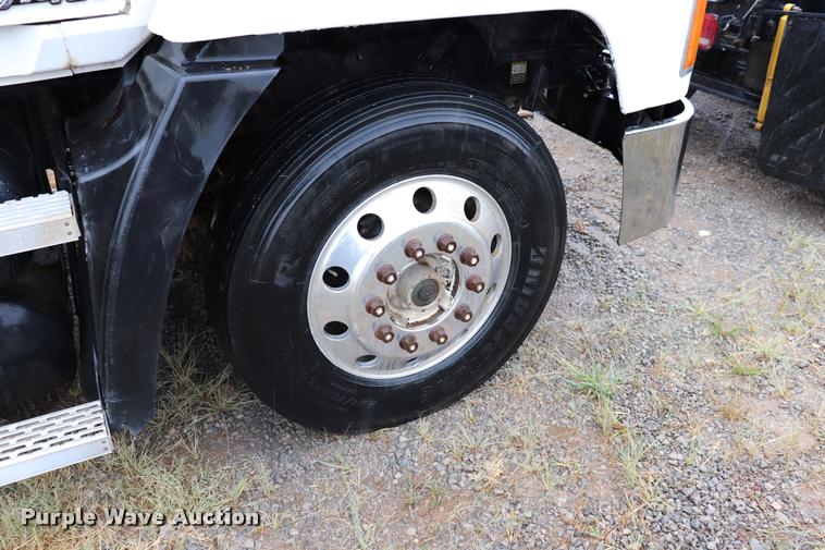 image for item DK9534 1999 Mack CH613 semi truck