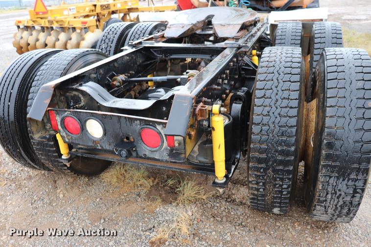 image for item DK9534 1999 Mack CH613 semi truck