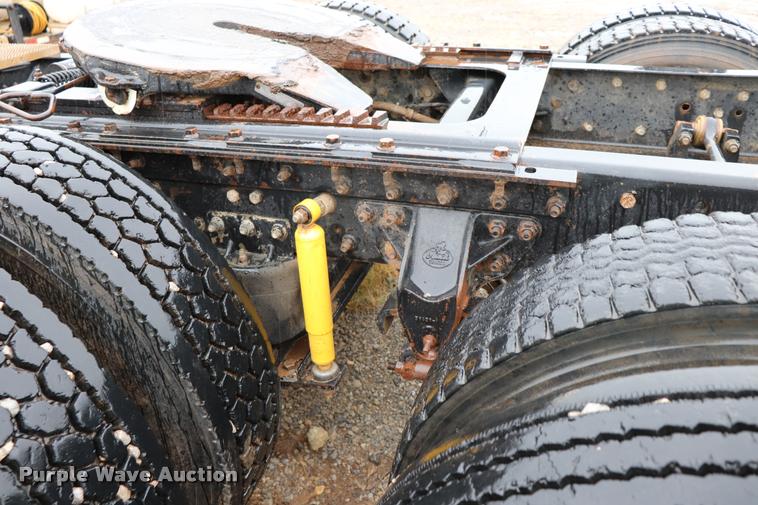 image for item DK9534 1999 Mack CH613 semi truck