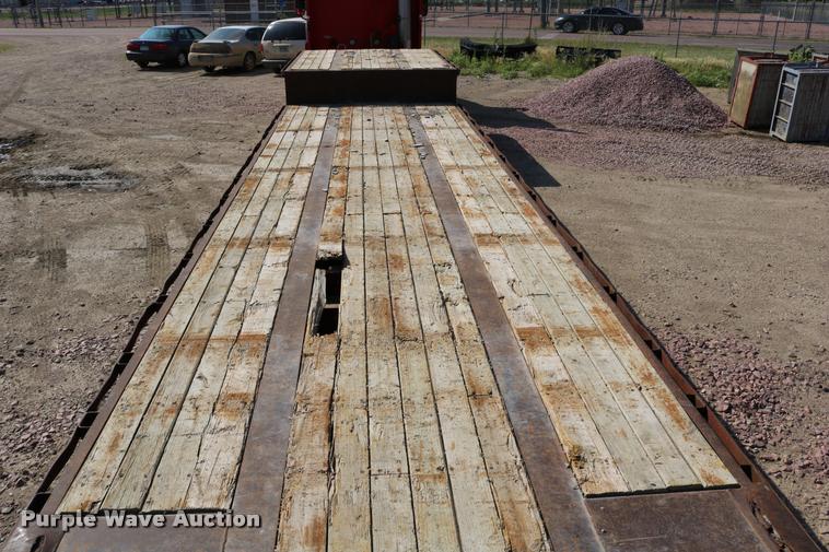 image for item DM9376 1981 Transcraft DTX-18-14 drop deck equipment trailer