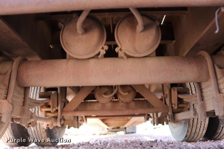 image for item DM9376 1981 Transcraft DTX-18-14 drop deck equipment trailer