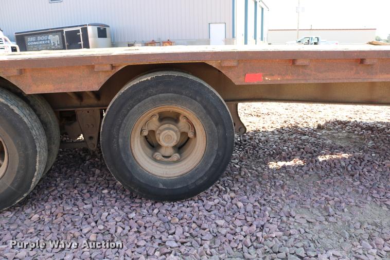 image for item DM9376 1981 Transcraft DTX-18-14 drop deck equipment trailer