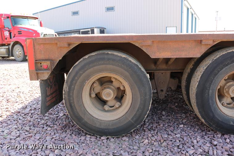 image for item DM9376 1981 Transcraft DTX-18-14 drop deck equipment trailer