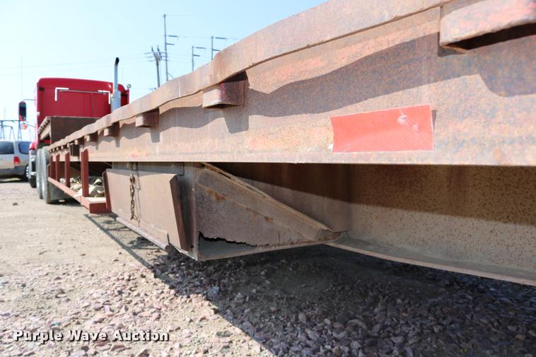 image for item DM9376 1981 Transcraft DTX-18-14 drop deck equipment trailer