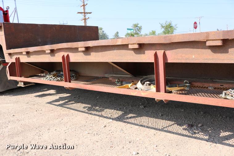 image for item DM9376 1981 Transcraft DTX-18-14 drop deck equipment trailer