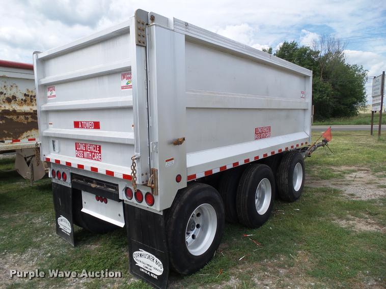 image for item L5622 2009 Corn Husker end dump trailer