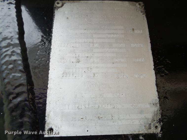 image for item L5622 2009 Corn Husker end dump trailer