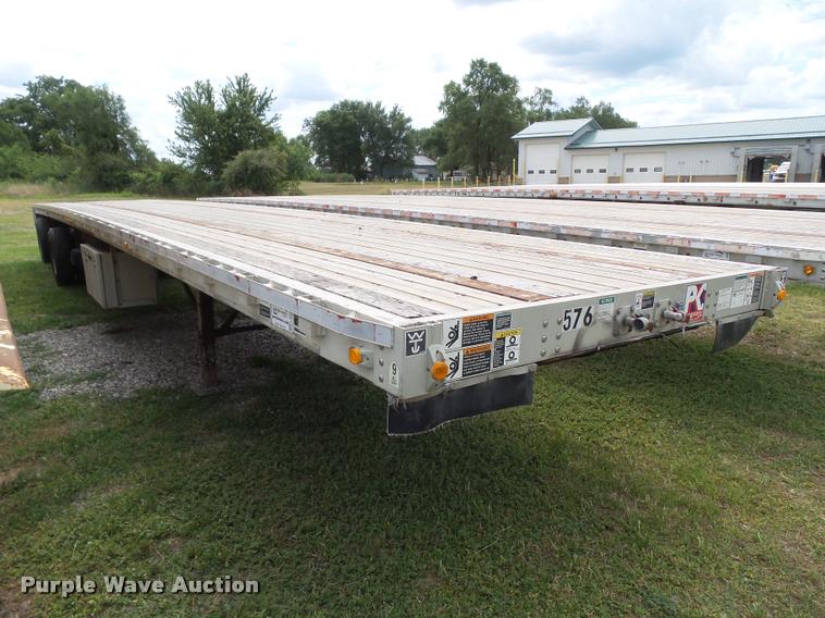 image for item L5624 2007 Wilson CF-900 flatbed trailer