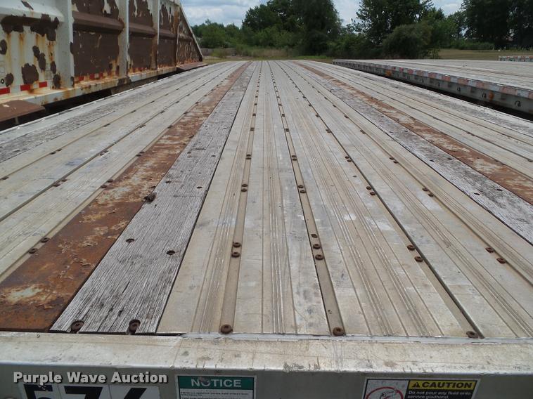 image for item L5624 2007 Wilson CF-900 flatbed trailer