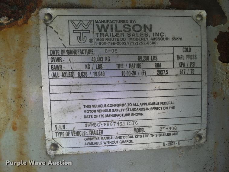 image for item L5624 2007 Wilson CF-900 flatbed trailer