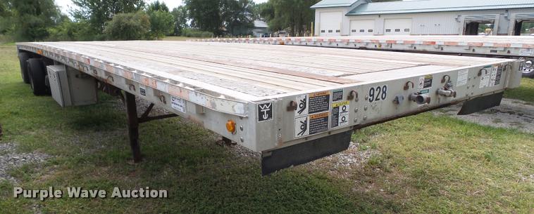 image for item L5625 2004 Wilson CF-900 flatbed trailer