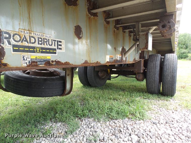 image for item L5625 2004 Wilson CF-900 flatbed trailer