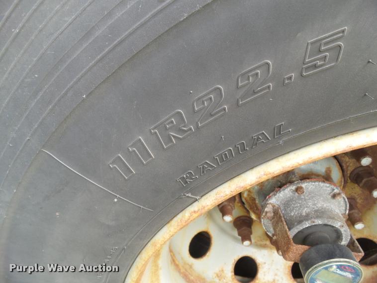 image for item L5625 2004 Wilson CF-900 flatbed trailer