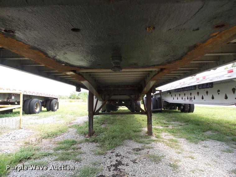 image for item L5626 2004 Wilson CF-900 flatbed trailer