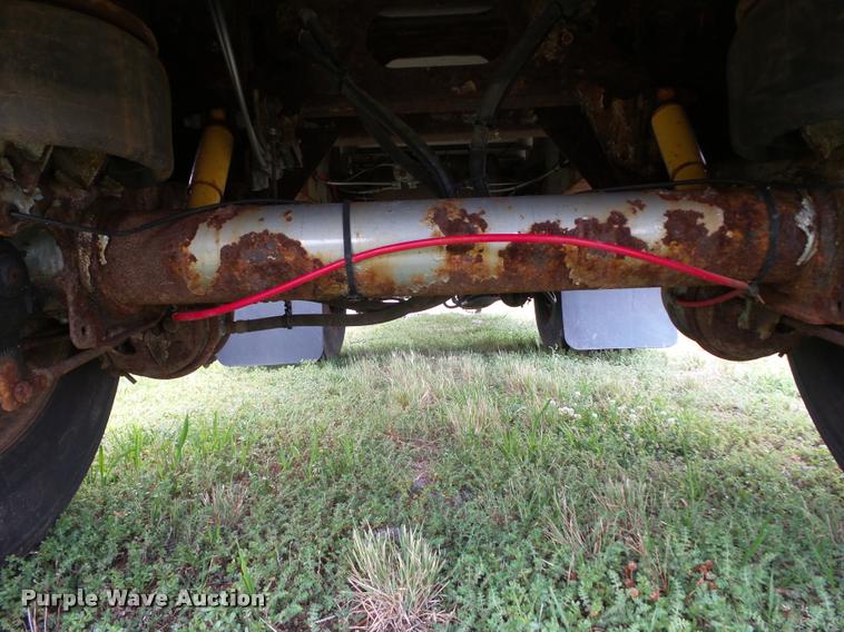 image for item L5626 2004 Wilson CF-900 flatbed trailer