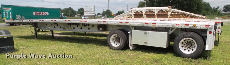 image for item L5627 2005 Manac AAF-48 flatbed trailer