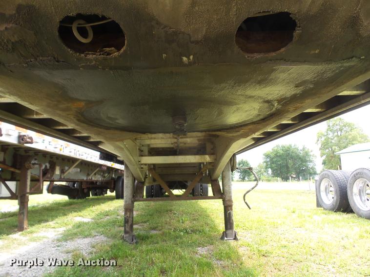 image for item L5627 2005 Manac AAF-48 flatbed trailer