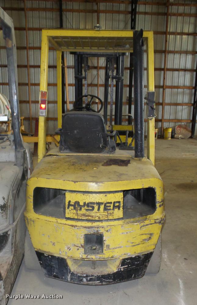 image for item BI9607 Hyster 60 forklift